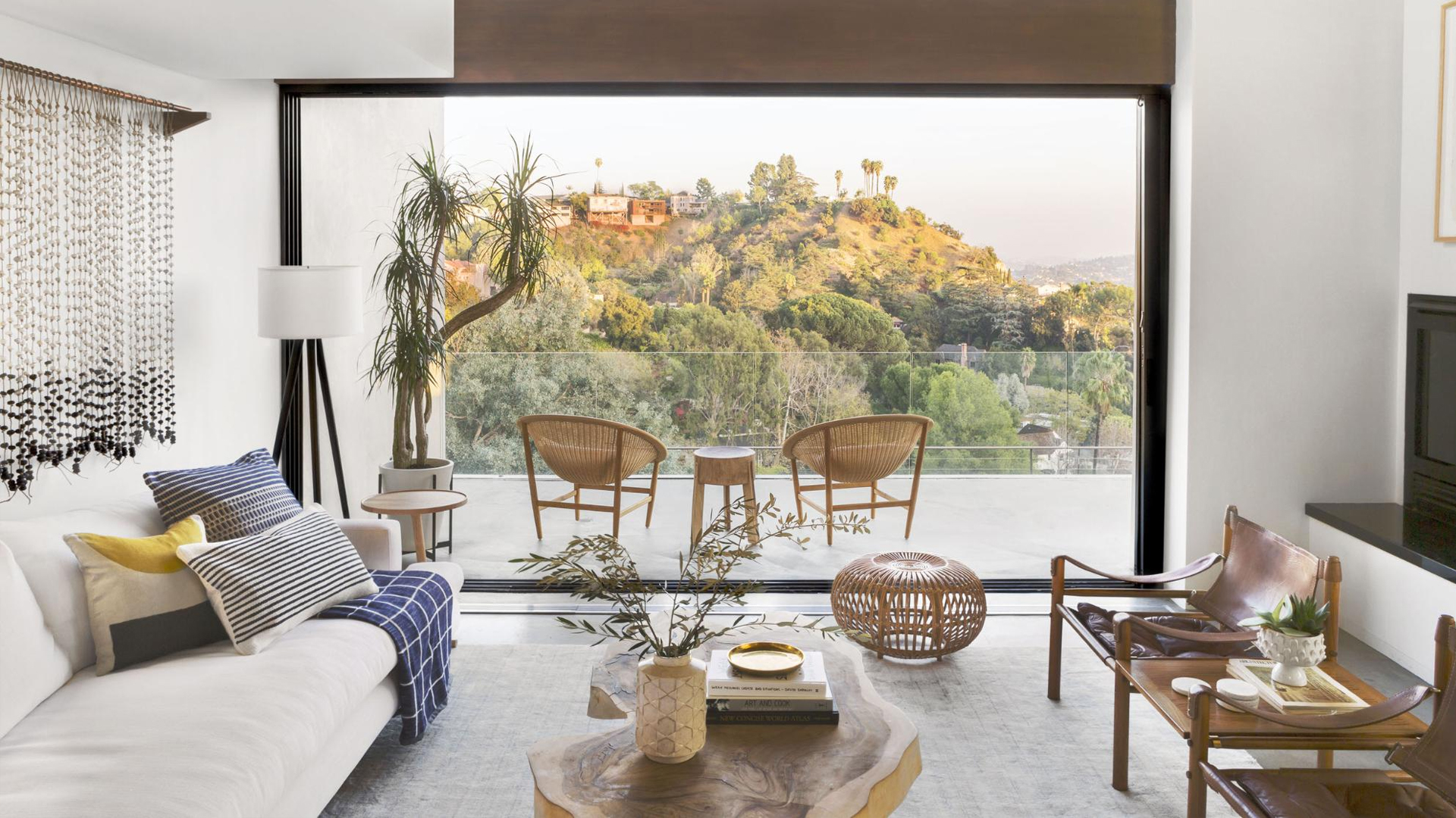 img 5 Mobilă pentru living